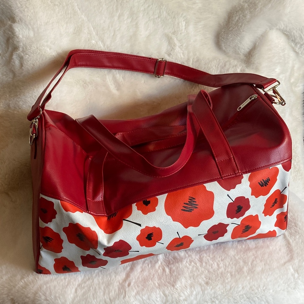 Stylish Red Floral Women's Suitcase Bag